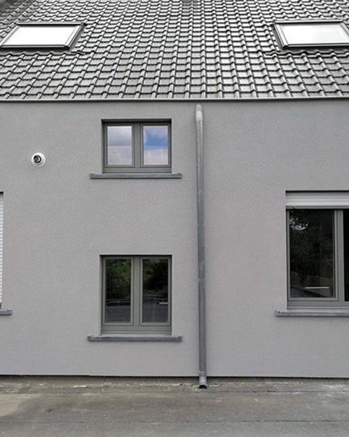 Spuitkurk gevel - Willebroek